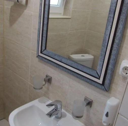 Hotel Shale Verba *